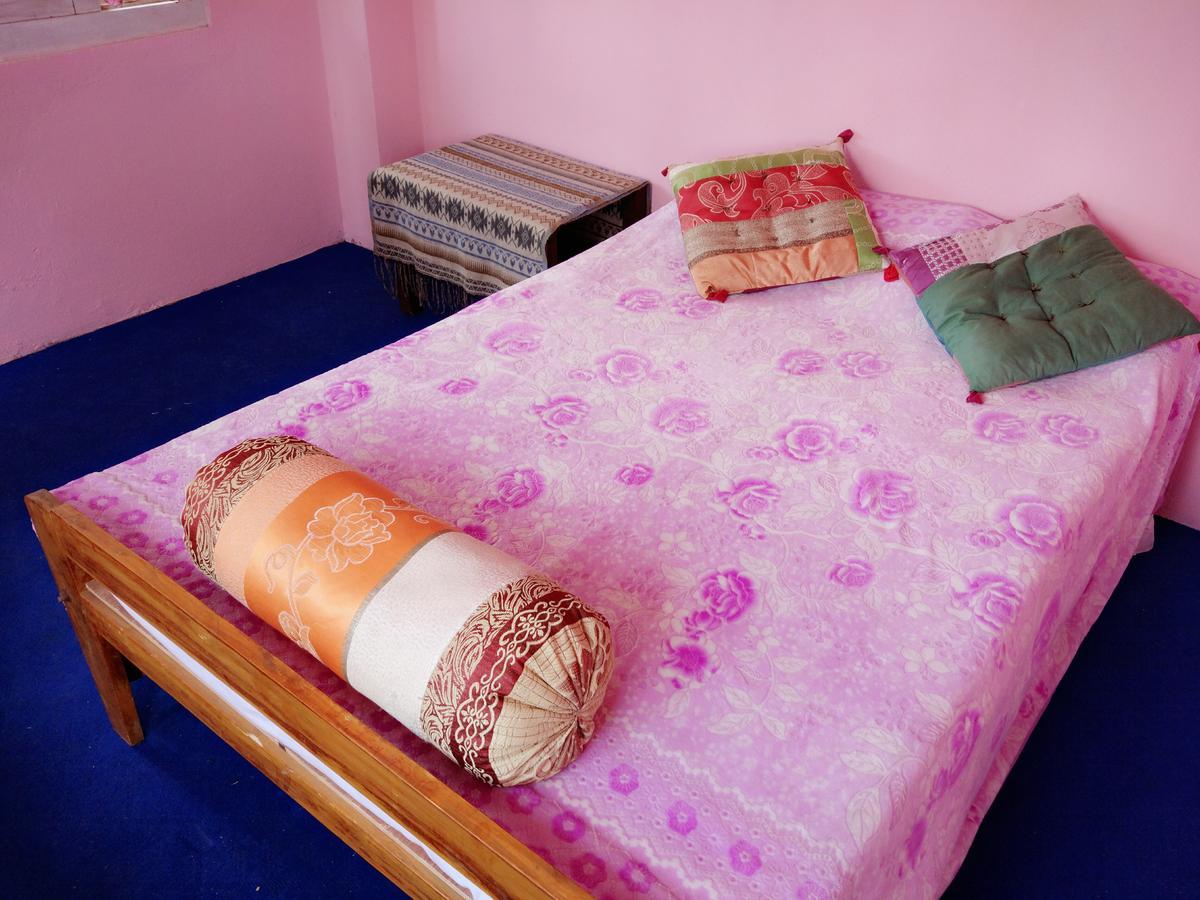 Everest Home Stay Apartment Lalitpur Екстер'єр фото