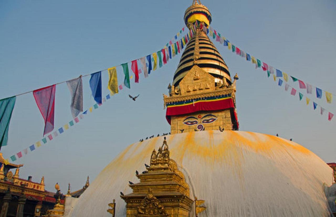 Everest Home Stay Apartment Lalitpur Екстер'єр фото